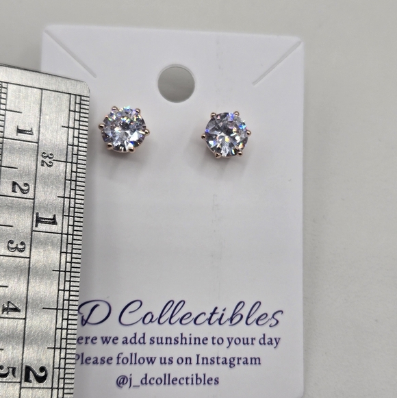 Swarovski Crystal Elements Rose Gold Stud Earrings Clear Prom Bridal Casual - Picture 4 of 5